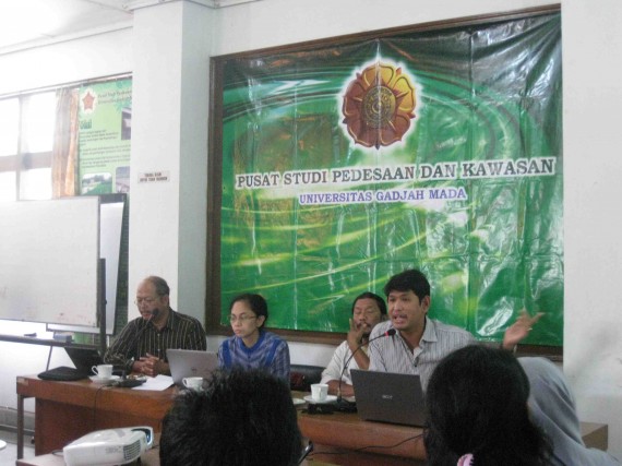 Para penulis buku "Kisah Meja Makan"